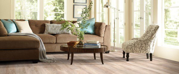 Advantages and Disadvantages of Laminate Flooring-1