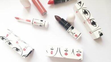 Lipstick boxes
