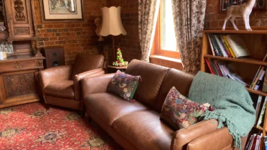 The Art of Lounge Maintenance: Allambie Heights Edition