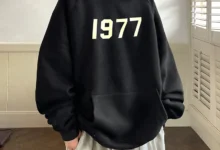 1977 essentials hoodie