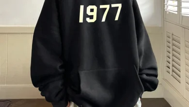 1977 essentials hoodie