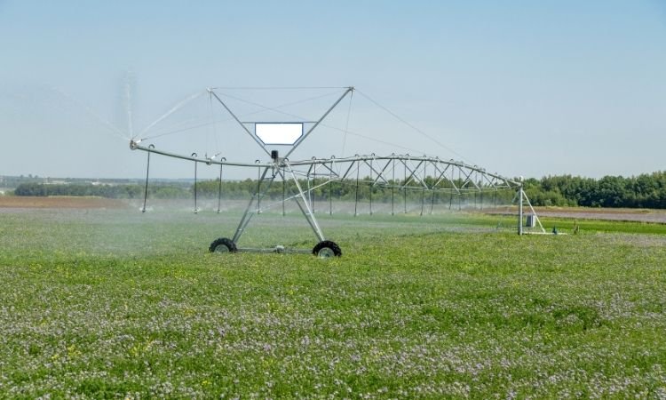 Center Pivot Irrigation Systems Market