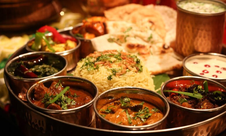 best desi breakfast places in Lahore